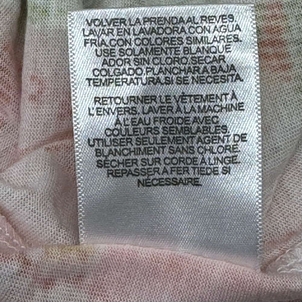 Alfred Dunner Lace Top With Crystals. 1X - Picture 11 of 11